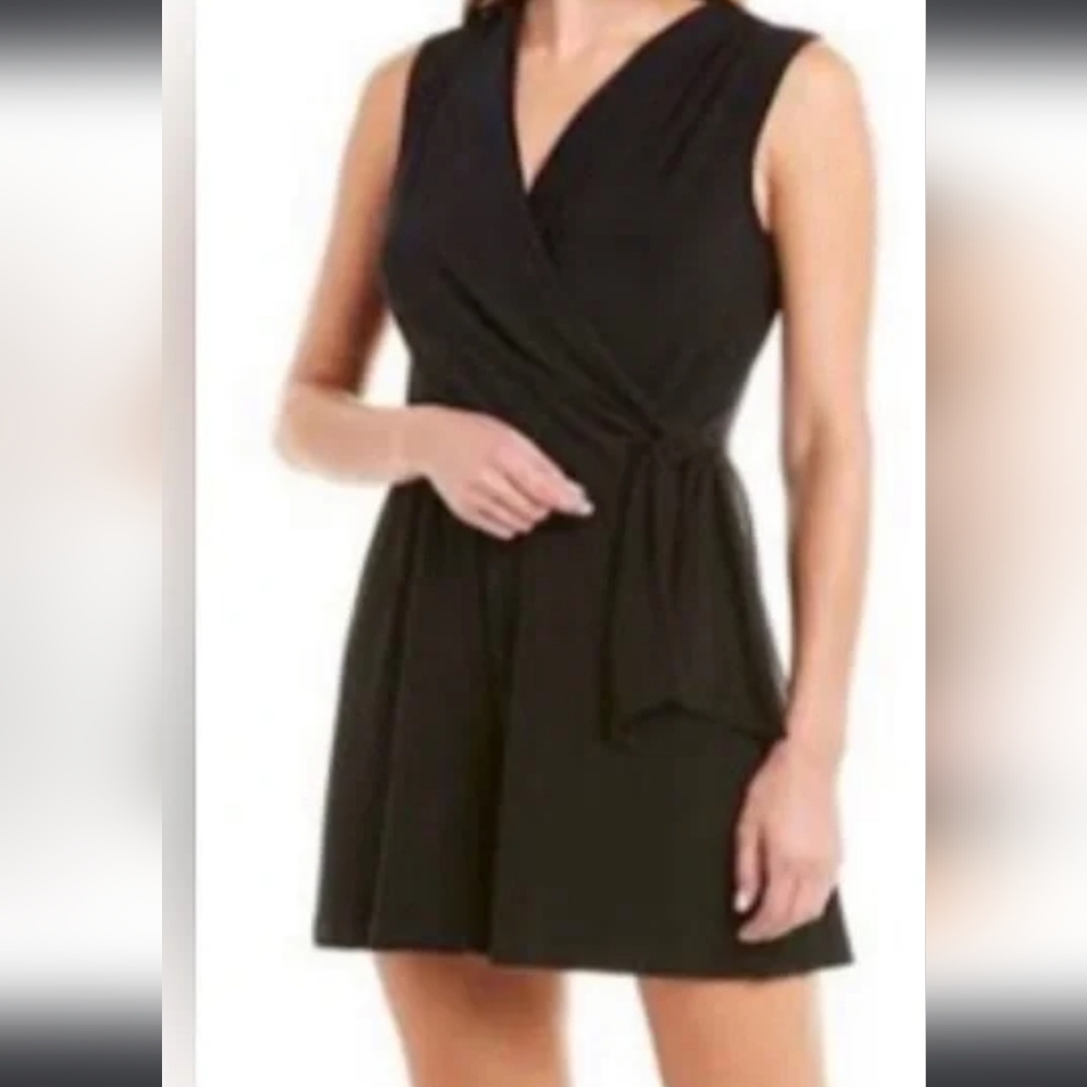 Annalee + Hope Black Romper Size Medium EUC